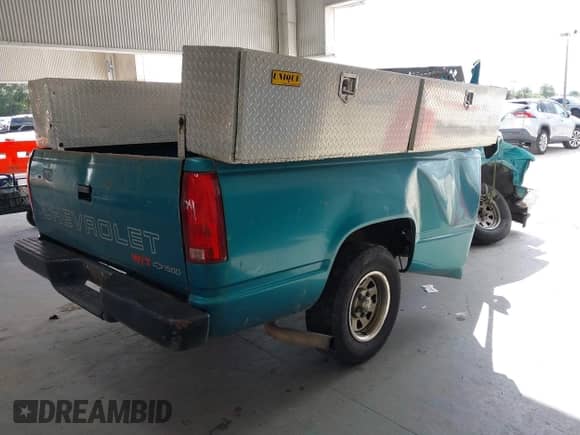 1995 Chevrolet Silverado 1500 with VIN 1GCEC14Z4SZ228416, listed as a IAAI auction lot 43496185 with 203,618 mi miles and . Bid and sale history available at DreamBid. Image 4.