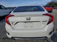✅ 2019 Honda Civic Touring • VIN: 19XFC1F96KE200579 • Лот: 93822055. Опубликован ранее на Copart с пробегом 101 810 миль. Бесплатный доступ к архиву аукционных продаж из США и подробный отчёт об истории автомобиля на DreamBid. Изображение 6.