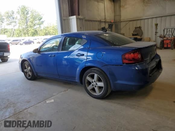 ✅ 2013 Dodge Avenger SE • VIN: 1C3CDZAB1DN658073 • Лот: 71783975. Опубликован ранее на Copart с пробегом 121 061 миль. Бесплатный доступ к архиву аукционных продаж из США и подробный отчёт об истории автомобиля на DreamBid. Изображение 2.