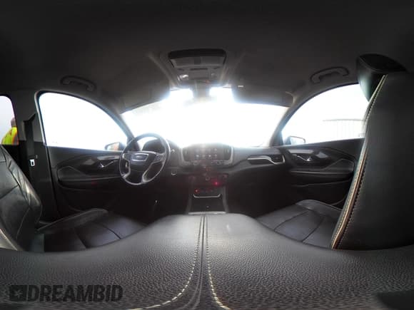 ✅ 2020 GMC Terrain Denali • VIN: 3GKALSEX3LL286547 • Lot: 43173219. Wystawiony na IAAI z przebiegiem 62 466 mil. Bezpłatny archiwum sprzedaży aukcyjnych z USA i szczegółowy raport historii pojazdu na DreamBid. Zdjęcie 19.