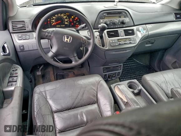 ✅ 2005 Honda Odyssey EX-L • VIN: 5FNRL38795B069506 • Lot: 95413305. Listed on Copart with 258,326 mi. Free auction sales archive from the USA and detailed vehicle history report at DreamBid. Image 8.