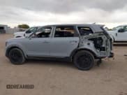 ✅ 2023 Kia Telluride EX X-Line • VIN: 5XYP3DGC7PG344782 • Lot: 43455240. Wystawiony na IAAI z przebiegiem 30 074 mil. Bezpłatny archiwum sprzedaży aukcyjnych z USA i szczegółowy raport historii pojazdu na DreamBid. Zdjęcie 15.