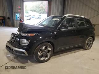 ✅ 2022 Hyundai Venue SEL • VIN: KMHRC8A38NU200254 • Lot: 82704165. Listed on Copart with 42,100 mi. Free auction sales archive from the USA and detailed vehicle history report at DreamBid. Image 1.