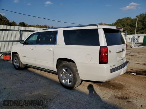✅ 2016 Chevrolet Suburban LTZ • VIN: 1GNSCJKC4GR352203 • Lot: 77547534. Wystawiony na Copart z przebiegiem 160 275 mil. Bezpłatny archiwum sprzedaży aukcyjnych z USA i szczegółowy raport historii pojazdu na DreamBid. Zdjęcie 2.