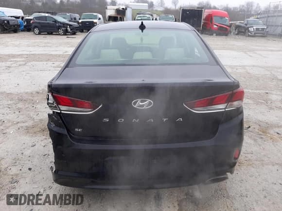 ✅ 2018 Hyundai Sonata SE • VIN: 5NPE24AF5JH693114 • Lot: 72373712. Listed on Copart with 56,302 mi. Free auction sales archive from the USA and detailed vehicle history report at DreamBid. Image 6.