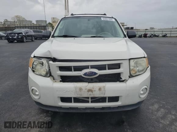 ✅ 2012 Ford Escape Hybrid • VIN: 1FMCU4K31CKA30290 • Lot: 93691095. Wystawiony na Copart z przebiegiem 175 382 mil. Bezpłatny archiwum sprzedaży aukcyjnych z USA i szczegółowy raport historii pojazdu na DreamBid. Zdjęcie 5.