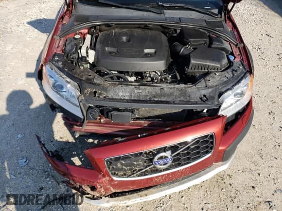 ✅ 2015 Volvo XC70 • VIN: YV440MBM9F1223260 • Lot: 49874323. Listed on Copart with 119,474 mi. Free auction sales archive from the USA and detailed vehicle history report at DreamBid. Image 12.