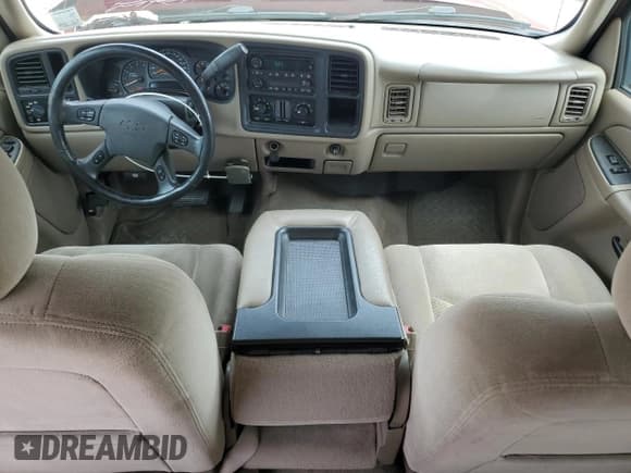 ✅ 2006 Chevrolet Silverado 2500HD LT1 • VIN: 1GCHC23246F112020 • Лот: 62699435. Опубликован ранее на Copart с пробегом 458 013 миль. Бесплатный доступ к архиву аукционных продаж из США и подробный отчёт об истории автомобиля на DreamBid. Изображение 8.