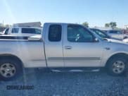 ✅ 2001 Ford F-150 XL • VIN: 1FTRX17W71KA12560 • Lot: 43485782. Wystawiony na IAAI z przebiegiem Nie podano. Bezpłatny archiwum sprzedaży aukcyjnych z USA i szczegółowy raport historii pojazdu na DreamBid. Zdjęcie 13.