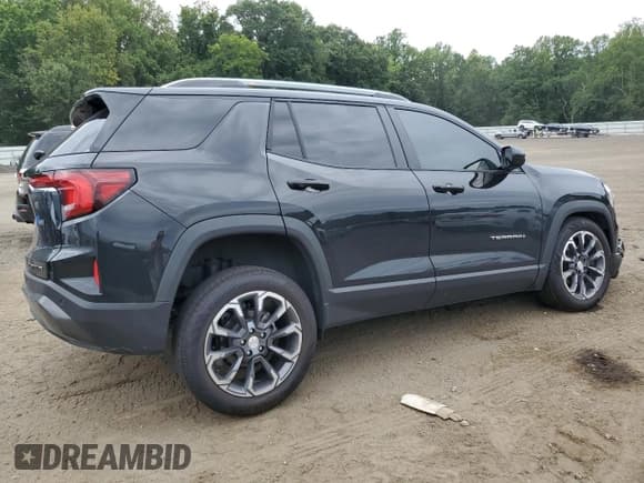 ✅ 2025 GMC Terrain FWD Elevation • VIN: 3GKALMEG8SL296744 • Lot: 67678285. Wystawiony na Copart z przebiegiem 6 464 mil. Bezpłatny archiwum sprzedaży aukcyjnych z USA i szczegółowy raport historii pojazdu na DreamBid. Zdjęcie 3.