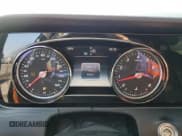 ✅ 2017 Mercedes-Benz E 300 Luxury • VIN: WDDZF4JB4HA073056 • Lot: 84052085. Wystawiony na Copart z przebiegiem 99 501 mil. Bezpłatny archiwum sprzedaży aukcyjnych z USA i szczegółowy raport historii pojazdu na DreamBid. Zdjęcie 9.