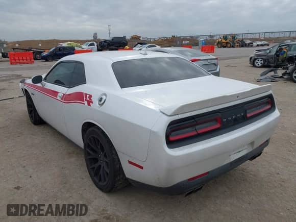 2015 Dodge Challenger R/T Plus with VIN 2C3CDZBT9FH878368, listed as a IAAI auction lot 41440807 with 85,497 mi miles and . Bid and sale history available at DreamBid. Image 3.