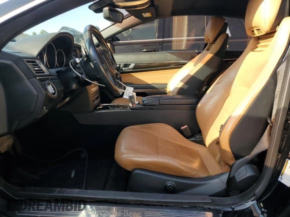 ✅ 2015 Mercedes-Benz E 400 • VIN: WDDKK6FF2FF302435 • Lot: 86240275. Listed on Copart with 148,449 mi. Free auction sales archive from the USA and detailed vehicle history report at DreamBid. Image 7.