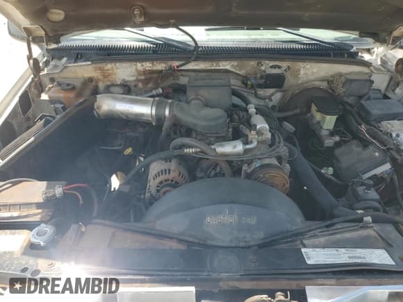 ✅ 1998 GMC Sierra 1500 • VIN: 2GTEK19R9W1550110 • Лот: 57166575. Опубликован ранее на Copart с пробегом 231 521 миль. Бесплатный доступ к архиву аукционных продаж из США и подробный отчёт об истории автомобиля на DreamBid. Изображение 11.