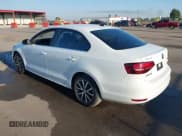 ✅ 2018 Volkswagen Jetta SE • VIN: 3VWDB7AJ8JM261707 • Lot: 43228820. Listed on IAAI with 72,769 mi. Free auction sales archive from the USA and detailed vehicle history report at DreamBid. Image 3.
