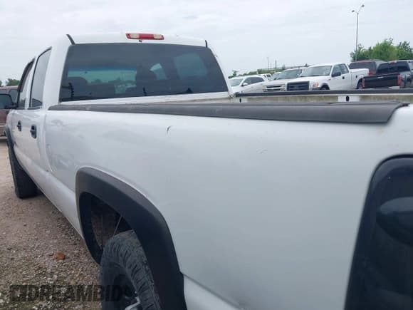 ✅ 2007 Chevrolet Silverado 2500HD LS • VIN: 1GCHC23U67F109140 • Лот: 42656177. Опубликован ранее на IAAI с пробегом 312 218 миль. Бесплатный доступ к архиву аукционных продаж из США и подробный отчёт об истории автомобиля на DreamBid. Изображение 3.