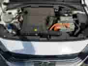 2019 Hyundai Ioniq SEL с VIN KMHC75LC6KU118685, выставлен на аукционе Copart как лот 73838684 с пробегом 125 480 миль миль и На запчасти • Non repairable. История ставок и продаж доступна на DreamBid. Изображение 11.