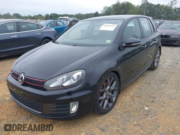 ✅ 2013 Volkswagen Golf GTI • VIN: WVWHD7AJ0DW041268 • Лот: 43024575. Опубликован ранее на IAAI с пробегом 119 075 миль. Бесплатный доступ к архиву аукционных продаж из США и подробный отчёт об истории автомобиля на DreamBid. Изображение 2.
