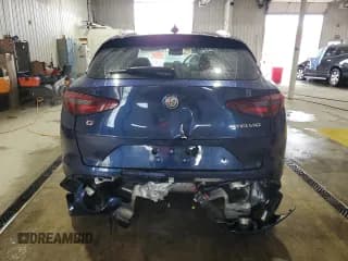 ✅ 2020 Alfa Romeo Stelvio Ti • VIN: ZASPAKBN3L7C91905 • Lot: 89564605. Wystawiony na Copart z przebiegiem Nie podano. Bezpłatny archiwum sprzedaży aukcyjnych z USA i szczegółowy raport historii pojazdu na DreamBid. Zdjęcie 6.