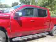 2021 Chevrolet Silverado 1500 LT z VIN 3GCUYDET4MG413318, wystawiony jako IAAI lot #43085575 z przebiegiem 58 965 mil mil oraz . Historia ofert i sprzedaży dostępna na DreamBid. Obrazek 14.