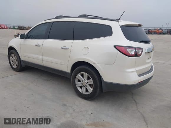 ✅ 2014 Chevrolet Traverse LT • VIN: 1GNKRHKD7EJ135577 • Lot: 43860260. Listed on IAAI with Not provided. Free auction sales archive from the USA and detailed vehicle history report at DreamBid. Image 3.