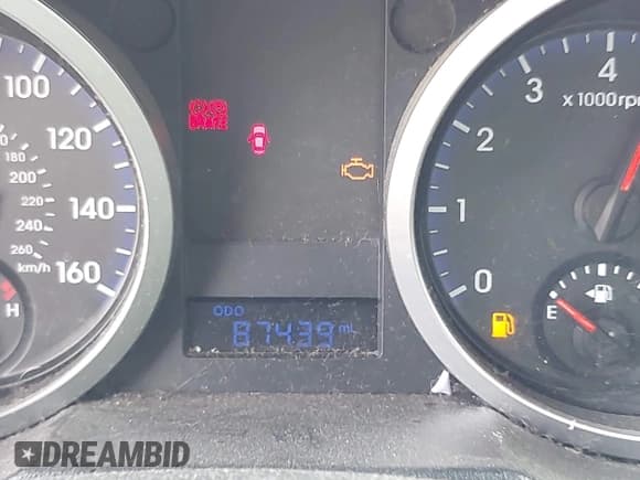 ✅ 2010 Hyundai Genesis Coupe Track • VIN: KMHHT6KD3AU035392 • Lot: 41912213. Wystawiony na IAAI z przebiegiem 87 439 mil. Bezpłatny archiwum sprzedaży aukcyjnych z USA i szczegółowy raport historii pojazdu na DreamBid. Zdjęcie 12.