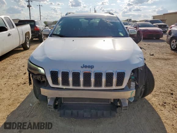 ✅ 2021 Jeep Cherokee Latitude Lux • VIN: 1C4PJLMX1MD151206 • Лот: 67641185. Опубликован ранее на Copart с пробегом 77 734 миль. Бесплатный доступ к архиву аукционных продаж из США и подробный отчёт об истории автомобиля на DreamBid. Изображение 5.