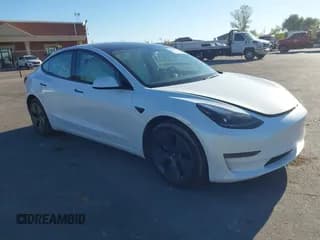 ✅ 2023 Tesla Model 3 • VIN: 5YJ3E1EA2PF563391 • Lot: 43616791. Wystawiony na IAAI z przebiegiem 20 614 mil. Bezpłatny archiwum sprzedaży aukcyjnych z USA i szczegółowy raport historii pojazdu na DreamBid. Zdjęcie 1.