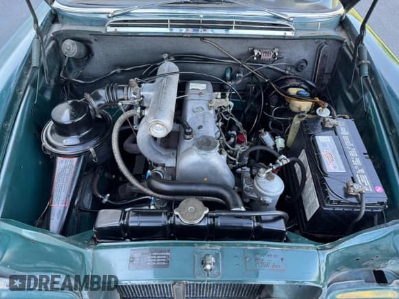 ✅ 1967 Mercedes-Benz 200 • VIN: 11011010317685 • Лот: 89911675. Опубликован ранее на Copart с пробегом 88 540 миль. Бесплатный доступ к архиву аукционных продаж из США и подробный отчёт об истории автомобиля на DreamBid. Изображение 7.