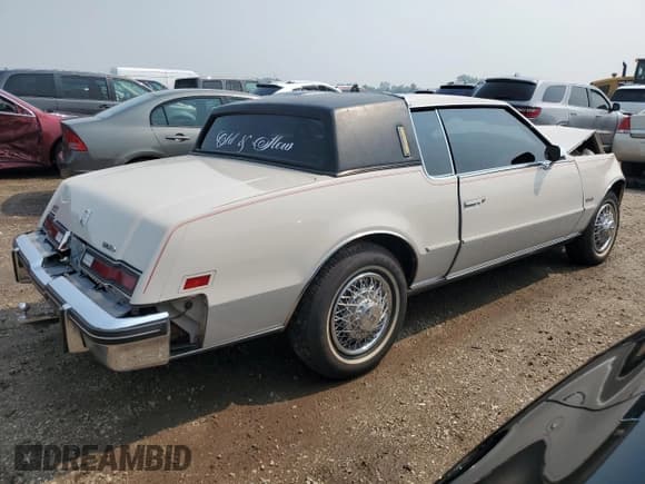 ✅ 1984 Oldsmobile Toronado • VIN: 1G3AZ57Y3EE346766 • Lot: 66703805. Listed on Copart with 79,056 mi. Free auction sales archive from the USA and detailed vehicle history report at DreamBid. Image 3.
