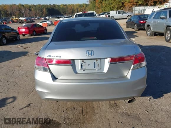 ✅ 2011 Honda Accord LX • VIN: 1HGCP2F31BA141406 • Lot: 43632382. Listed on IAAI with 216,166 mi. Free auction sales archive from the USA and detailed vehicle history report at DreamBid. Image 16.