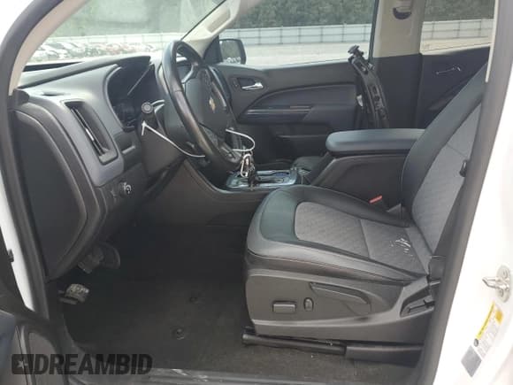 ✅ 2016 Chevrolet Colorado 2WD Z71 • VIN: 1GCGSDE35G1261079 • Лот: 70810364. Опубликован ранее на Copart с пробегом 114 465 миль. Бесплатный доступ к архиву аукционных продаж из США и подробный отчёт об истории автомобиля на DreamBid. Изображение 7.