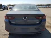 ✅ 2023 Mazda 3 S Carbon Edition • VIN: 3MZBPACM1PM372461 • Lot: 54506795. Wystawiony na Copart z przebiegiem 76 308 mil. Bezpłatny archiwum sprzedaży aukcyjnych z USA i szczegółowy raport historii pojazdu na DreamBid. Zdjęcie 6.