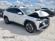 ✅ 2025 Hyundai Tucson SEL • VIN: 5NMJB3DE5SH593380 • Лот: 85601275. Опубликован ранее на Copart с пробегом 931 миль. Бесплатный доступ к архиву аукционных продаж из США и подробный отчёт об истории автомобиля на DreamBid. Изображение 4.