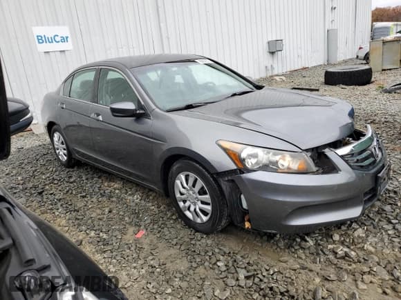 ✅ 2012 Honda Accord LX • VIN: 1HGCP2F34CA243140 • Лот: 90856275. Опубликован ранее на Copart с пробегом 100 438 миль. Бесплатный доступ к архиву аукционных продаж из США и подробный отчёт об истории автомобиля на DreamBid. Изображение 4.