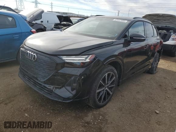 ✅ 2022 Audi Q4 e-tron Prestige • VIN: WA1M2BFZ1NP012566 • Lot: 42447405. Listed on Copart with 5,655 mi. Free auction sales archive from the USA and detailed vehicle history report at DreamBid. Image 1.