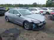 2023 Hyundai Sonata SEL z VIN KMHL64JA4PA313904, wystawiony jako IAAI lot #43266884 z przebiegiem 7 403 mil mil oraz . Historia ofert i sprzedaży dostępna na DreamBid. Obrazek 1.