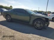 ✅ 2019 Dodge Challenger SXT • VIN: 2C3CDZGG3KH690385 • Lot: 69512284. Wystawiony na Copart z przebiegiem 63 994 mil. Bezpłatny archiwum sprzedaży aukcyjnych z USA i szczegółowy raport historii pojazdu na DreamBid. Zdjęcie 4.
