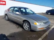 ✅ 1997 Honda Accord Special Edition • VIN: 1HGCD5603VA115569 • Lot: 41636725. Listed on IAAI with 216,937 mi. Free auction sales archive from the USA and detailed vehicle history report at DreamBid. Image 1.