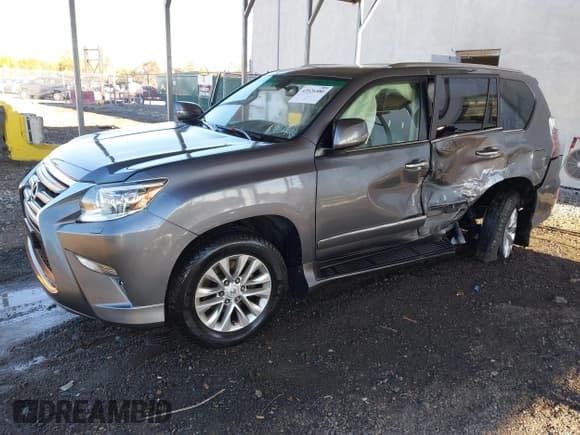 ✅ 2017 Lexus GX 460 Premium • VIN: JTJBM7FX6H5173494 • Lot: 43526586. Wystawiony na IAAI z przebiegiem 92 053 mil. Bezpłatny archiwum sprzedaży aukcyjnych z USA i szczegółowy raport historii pojazdu na DreamBid. Zdjęcie 17.