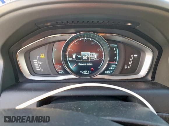 ✅ 2015 Volvo XC60 T5 Drive-E Premier Plus • VIN: YV440MDC5F2574701 • Лот: 47841665. Опубликован ранее на Copart с пробегом 78 444 миль. Бесплатный доступ к архиву аукционных продаж из США и подробный отчёт об истории автомобиля на DreamBid. Изображение 9.