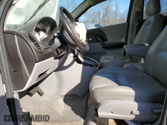 ✅ 2004 Saturn VUE V6 • VIN: 5GZCZ63434S807304 • Lot: 46278015. Wystawiony na Copart z przebiegiem 178 866 mil. Bezpłatny archiwum sprzedaży aukcyjnych z USA i szczegółowy raport historii pojazdu na DreamBid. Zdjęcie 7.