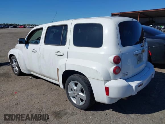 ✅ 2011 Chevrolet HHR 1LT • VIN: 3GNBABFW4BS620298 • Lot: 41851015. Listed on IAAI with 126,583 mi. Free auction sales archive from the USA and detailed vehicle history report at DreamBid. Image 3.