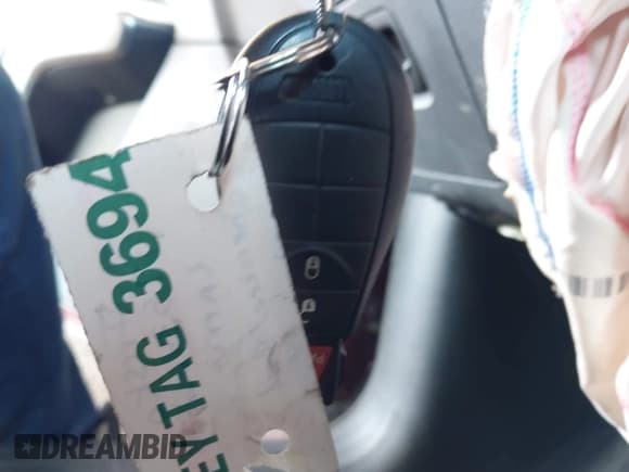 ✅ 2019 Jeep Cherokee Latitude • VIN: 1C4PJLCX6KD221281 • Lot: 43009415. Wystawiony na IAAI z przebiegiem 69 609 mil. Bezpłatny archiwum sprzedaży aukcyjnych z USA i szczegółowy raport historii pojazdu na DreamBid. Zdjęcie 11.