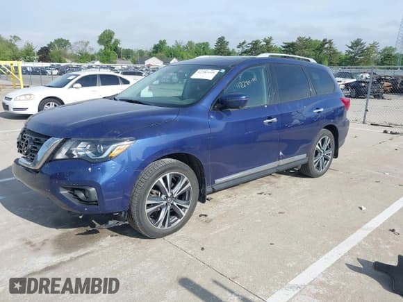 ✅ 2019 Nissan Pathfinder SL • VIN: 5N1DR2MN5KC583624 • Лот: 42285194. Опубликован ранее на IAAI с пробегом 138 660 миль. Бесплатный доступ к архиву аукционных продаж из США и подробный отчёт об истории автомобиля на DreamBid. Изображение 2.