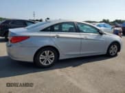 ✅ 2011 Hyundai Sonata GLS • VIN: 5NPEB4AC1BH018707 • Лот: 65596015. Опубликован ранее на Copart с пробегом 105 754 миль. Бесплатный доступ к архиву аукционных продаж из США и подробный отчёт об истории автомобиля на DreamBid. Изображение 3.
