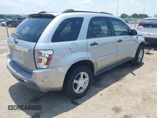 ✅ 2006 Chevrolet Equinox LS • VIN: 2CNDL13F766143800 • Лот: 42393590. Опубликован ранее на IAAI с пробегом 215 956 миль. Бесплатный доступ к архиву аукционных продаж из США и подробный отчёт об истории автомобиля на DreamBid. Изображение 4.