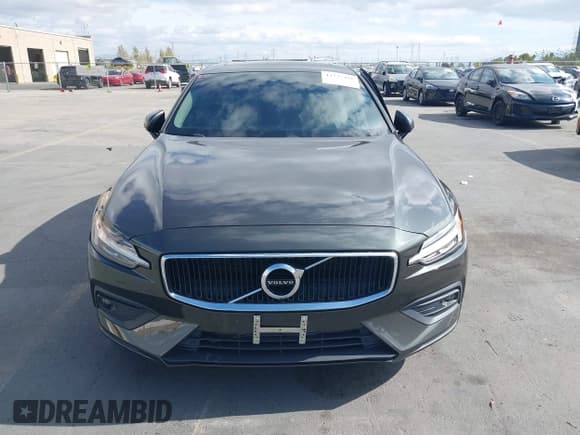 ✅ 2021 Volvo S60 Momentum • VIN: 7JR102FK5MG096604 • Lot: 43337481. Listed on IAAI with 77,100 mi. Free auction sales archive from the USA and detailed vehicle history report at DreamBid. Image 13.