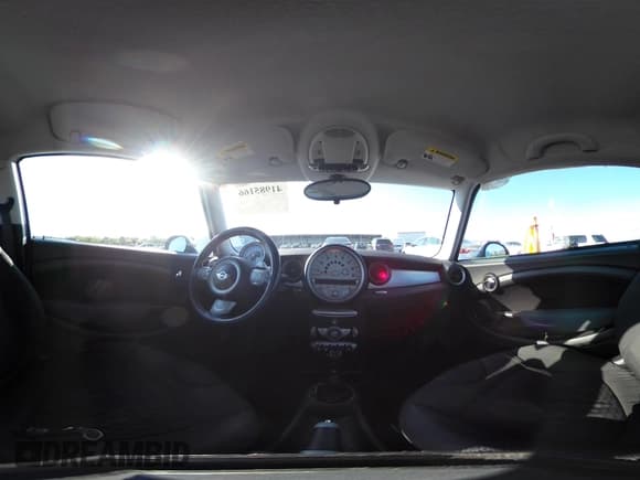 ✅ 2008 MINI Hardtop • VIN: WMWMF33568TT67727 • Lot: 41985166. Listed on IAAI with 158,579 mi. Free auction sales archive from the USA and detailed vehicle history report at DreamBid. Image 18.