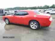 2014 Dodge Challenger SXT 100th Anniversary z VIN 2C3CDYAG1EH278828, wystawiony jako Copart lot #58417075 z przebiegiem 136 953 mil mil oraz Szkoda całkowita • Salvage title. Historia ofert i sprzedaży dostępna na DreamBid. Obrazek 2.
